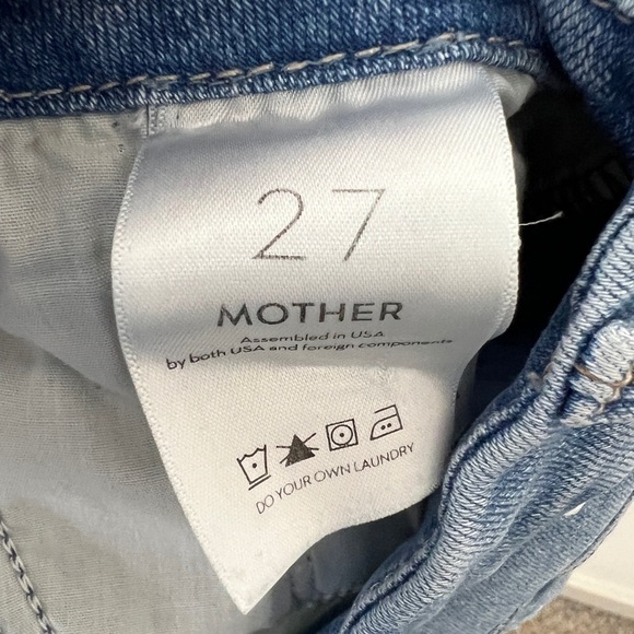 MOTHER The High Waisted Looker Ankle Fray Jeans in Au Revoir Wash - Picture 5 of 6